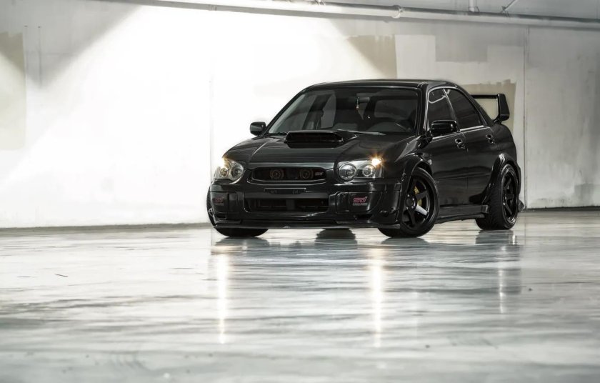 Субару WRX STI черная