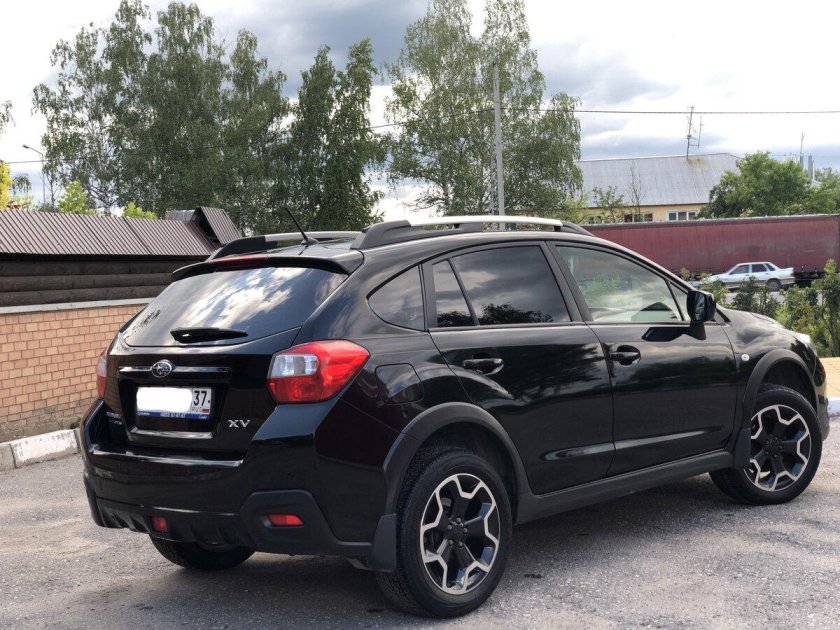 Субару XV 2014 черная