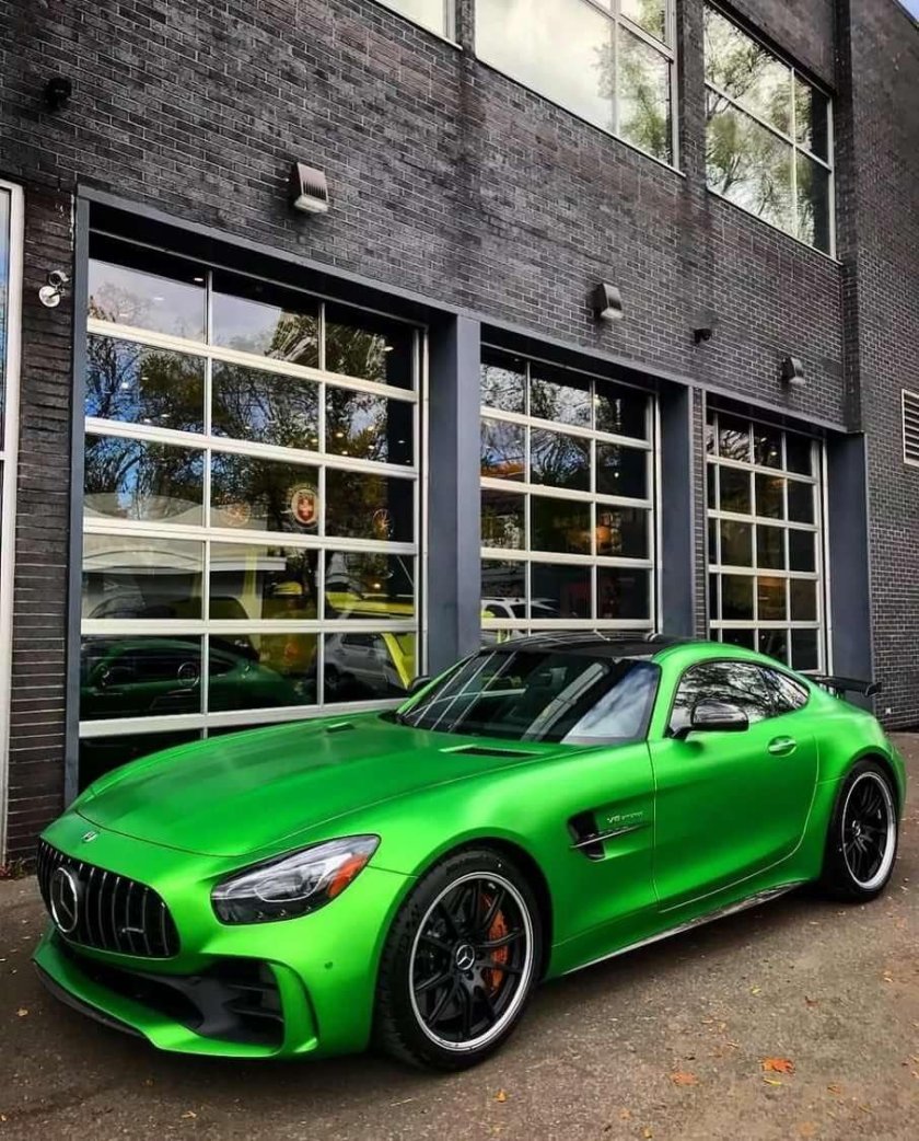 Мерседес АМГ 63 изумруд