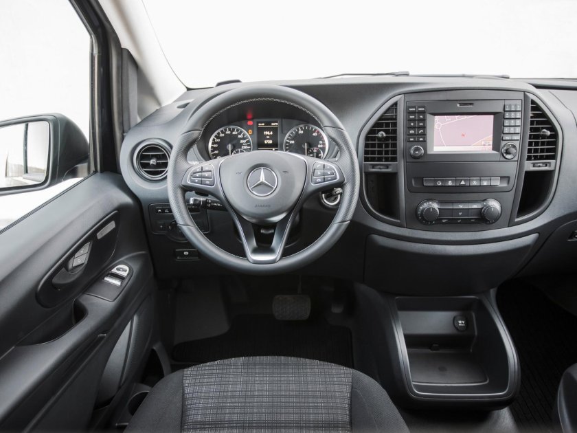 Mercedes Benz Vito 447