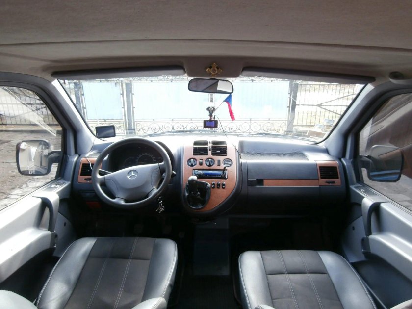 Mercedes Vito 2000 салон