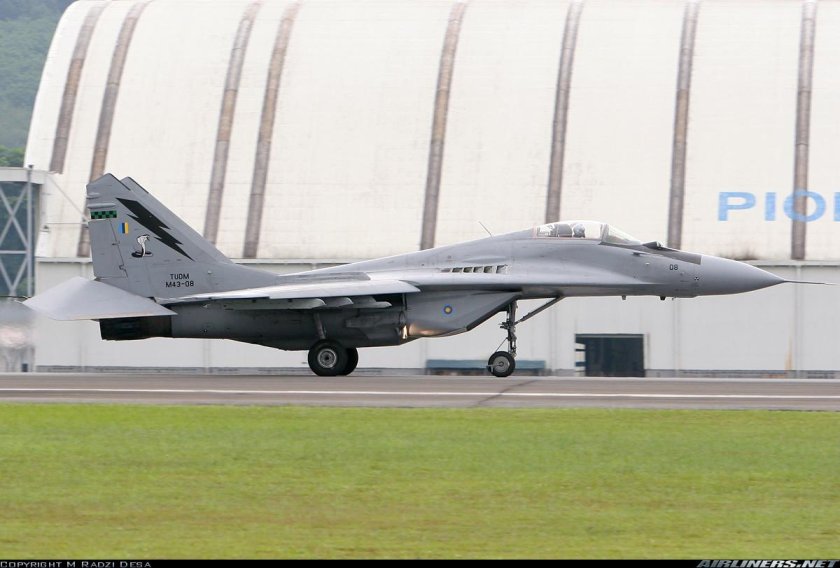 Миг-29н ВВС Малайзии и ф-14