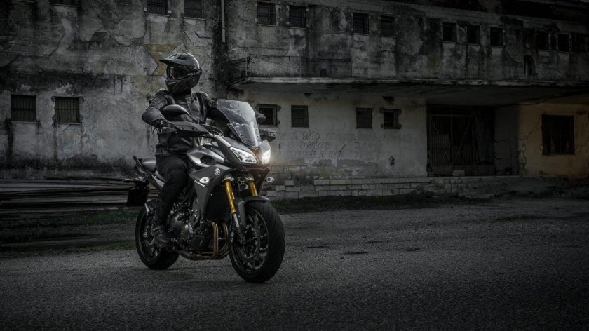 Yamaha MT-09 Tracer