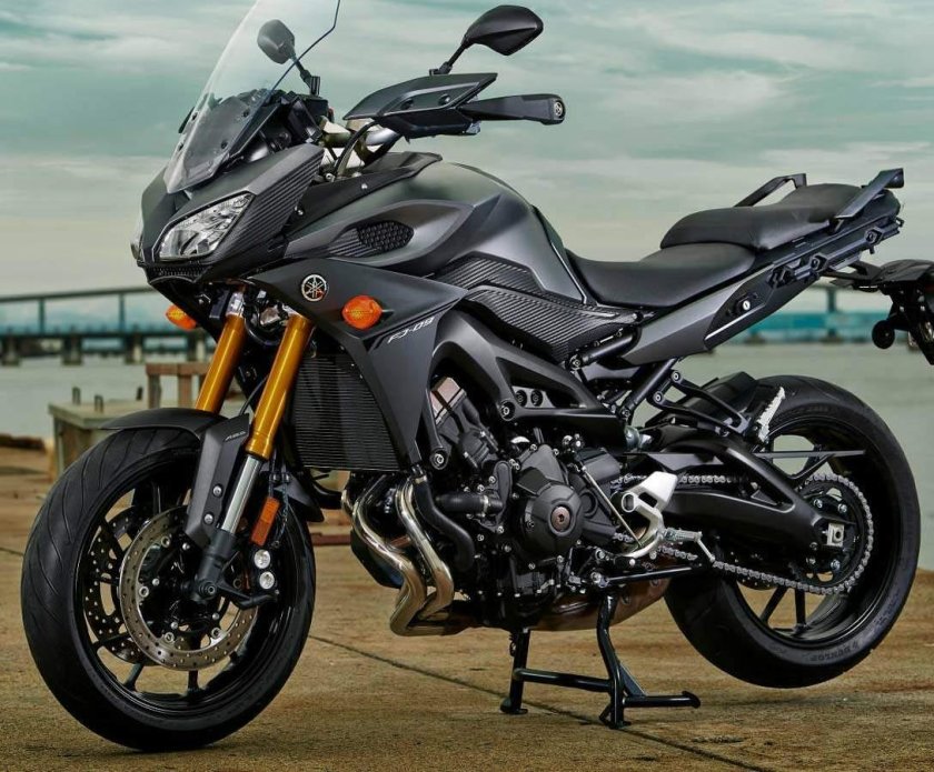 Yamaha MT-09 Tracer