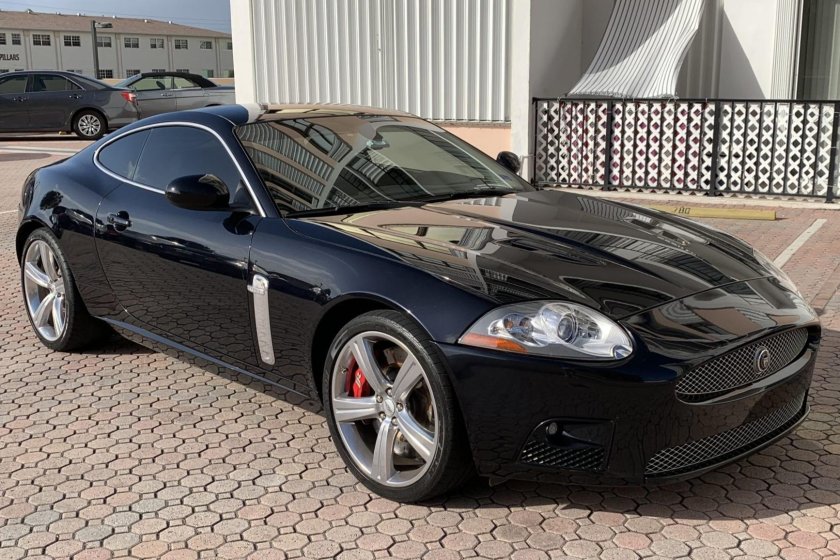 Ягуар XKR 2008