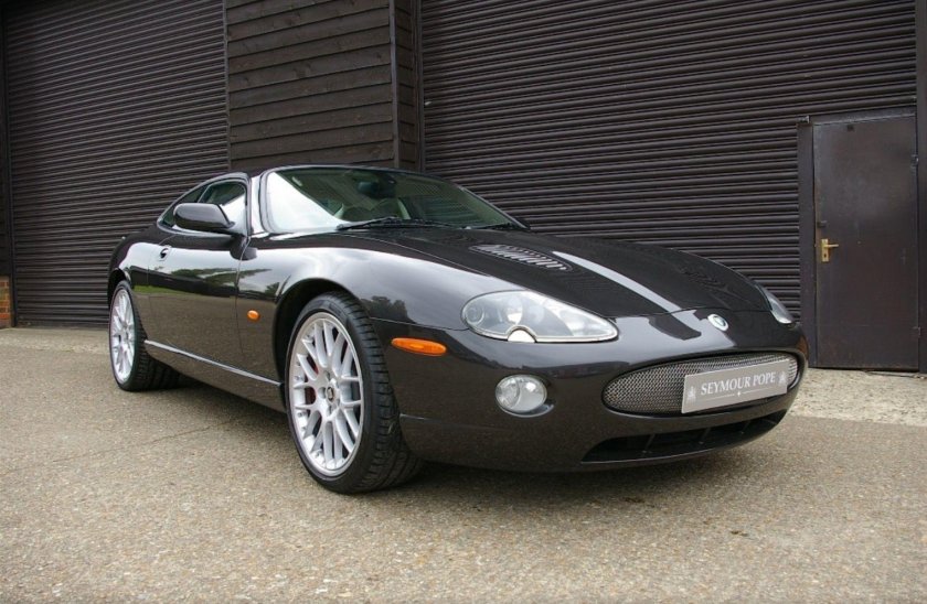 Jaguar xk8