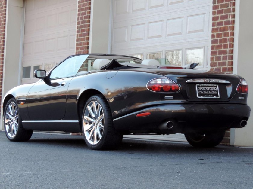 Jaguar XK 2006