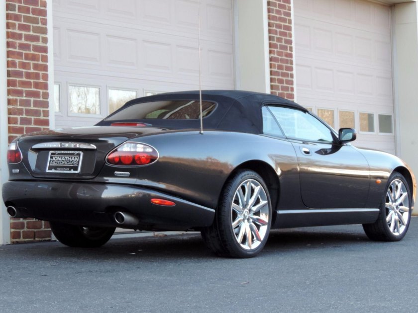 Jaguar XK 2006