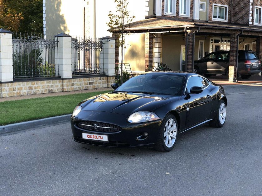 Jaguar XK Coupe 2006