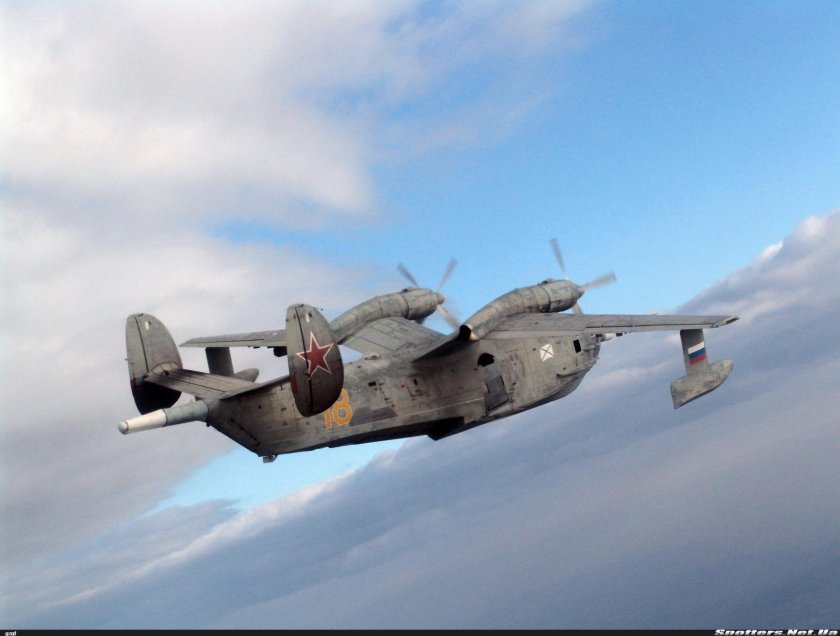 Гидросамолет бе-12