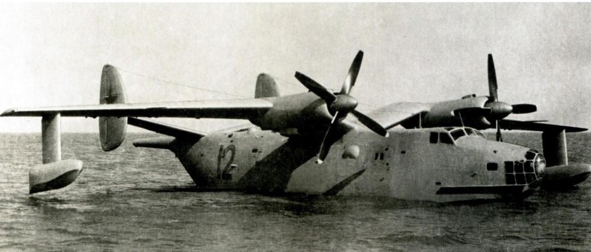 Гидросамолет бе-12