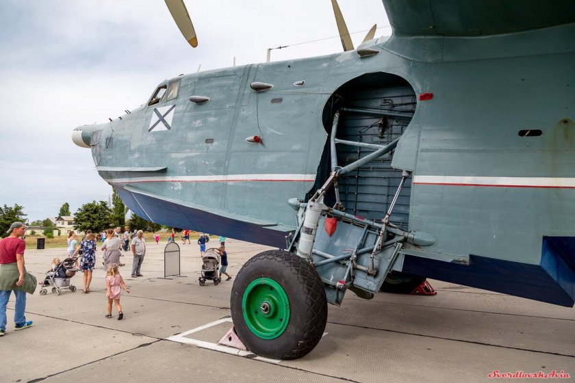 Самолёт амфибия бе-12