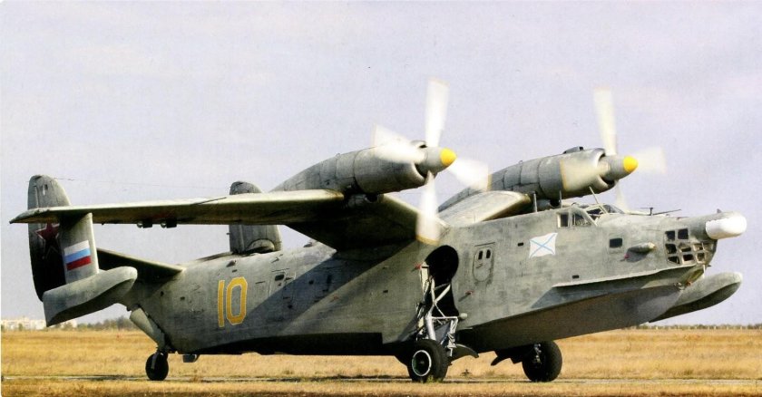 Самолет-амфибия бе-12п-200