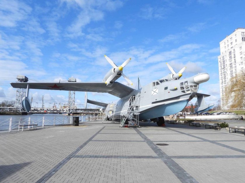 Гидросамолет бе-12 Калининград