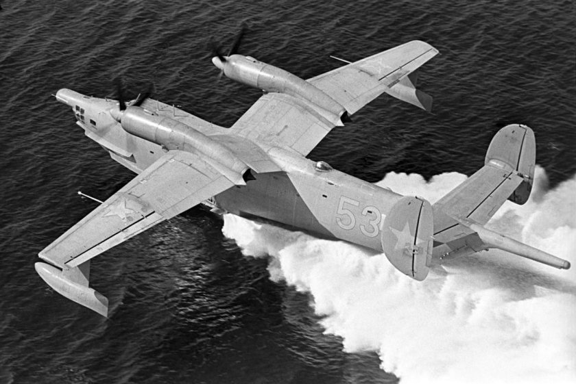 Самолёт амфибия бе-12