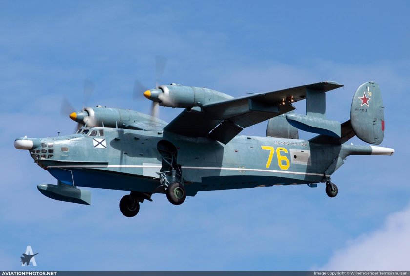 Самолёт амфибия бе-12