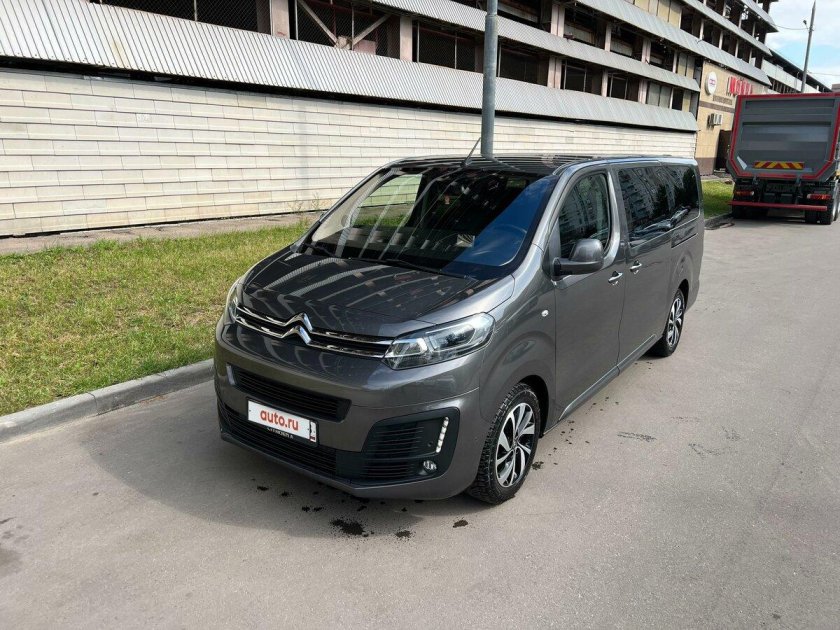 Минивэн для перевозки грузов