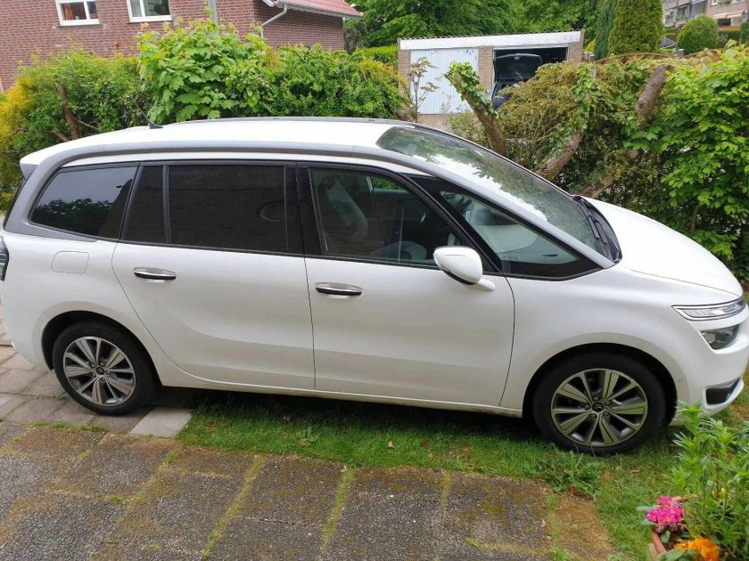 С4 Пикассо минивэн