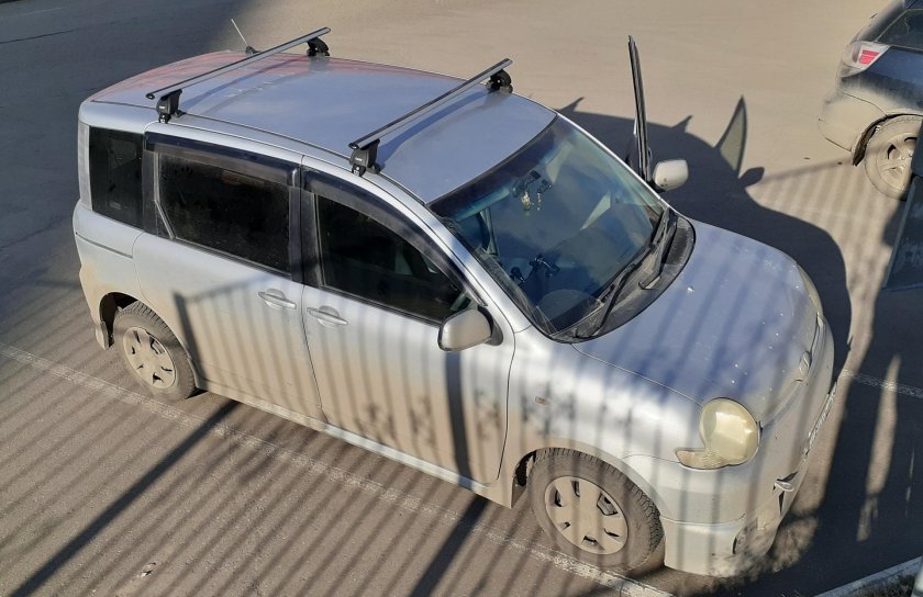 Toyota Sienta багажник на крышу