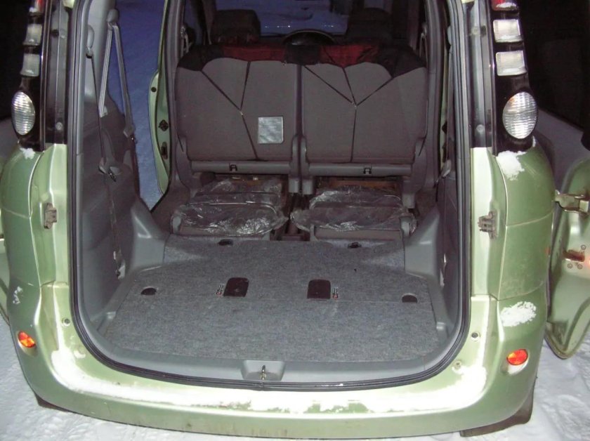 Тойота Сиента 2009