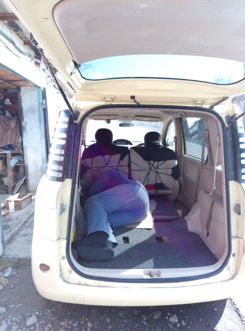 Ровный пол на Тойота Сиента