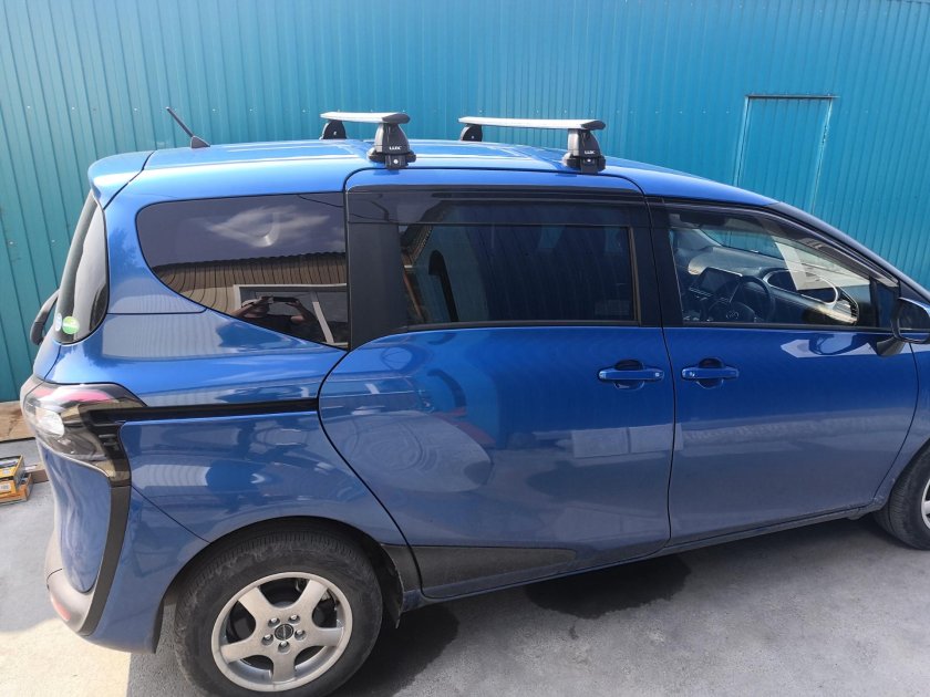 Багажник Lux Toyota Sienta