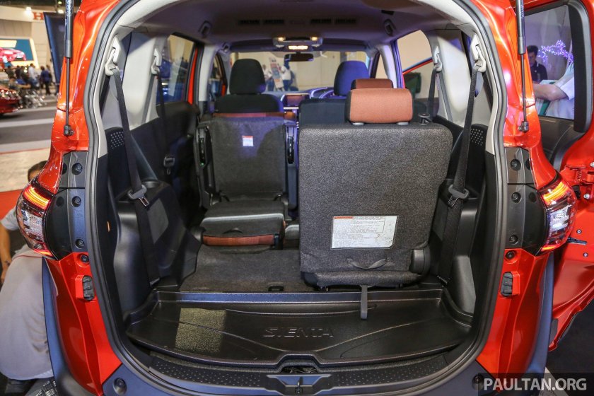 Toyota Sienta 2 багажник