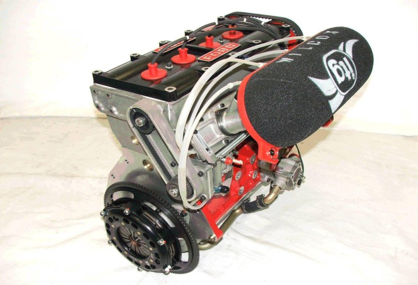 Форд косворт двигатель