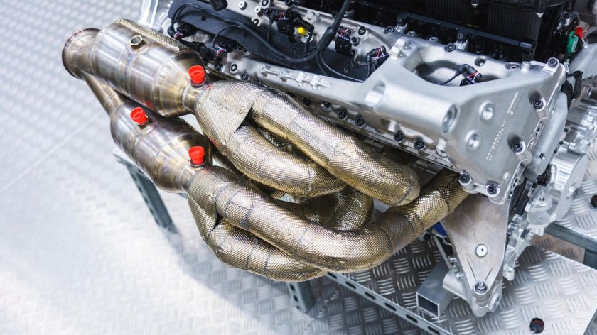 Двигатель Астон Мартин v12