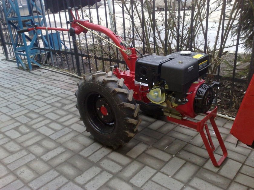 МТЗ Беларус 09н-02