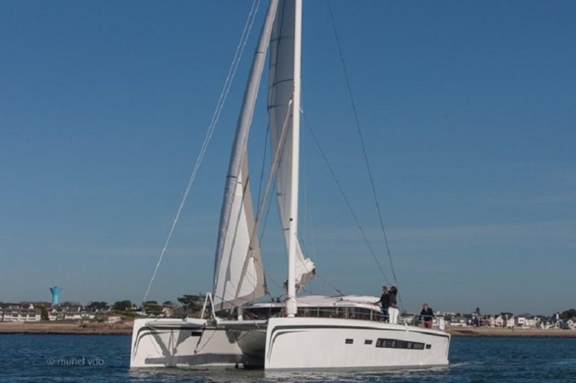 Катамаран bali 4.8