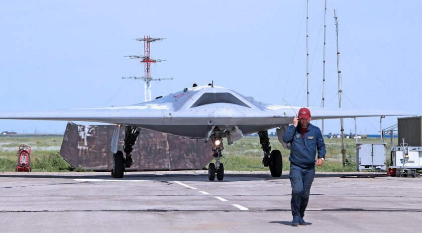 Ударный БПЛА С-70 «охотник»