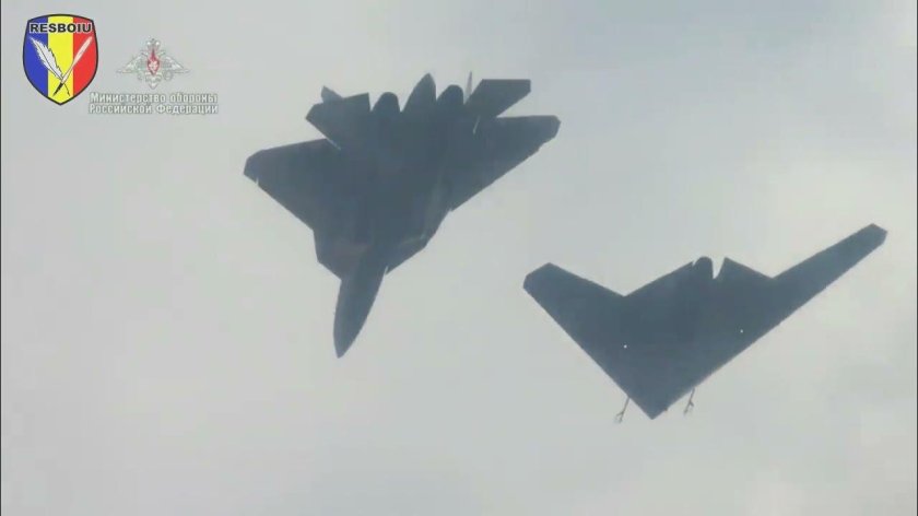 Су 57 и беспилотник охотник