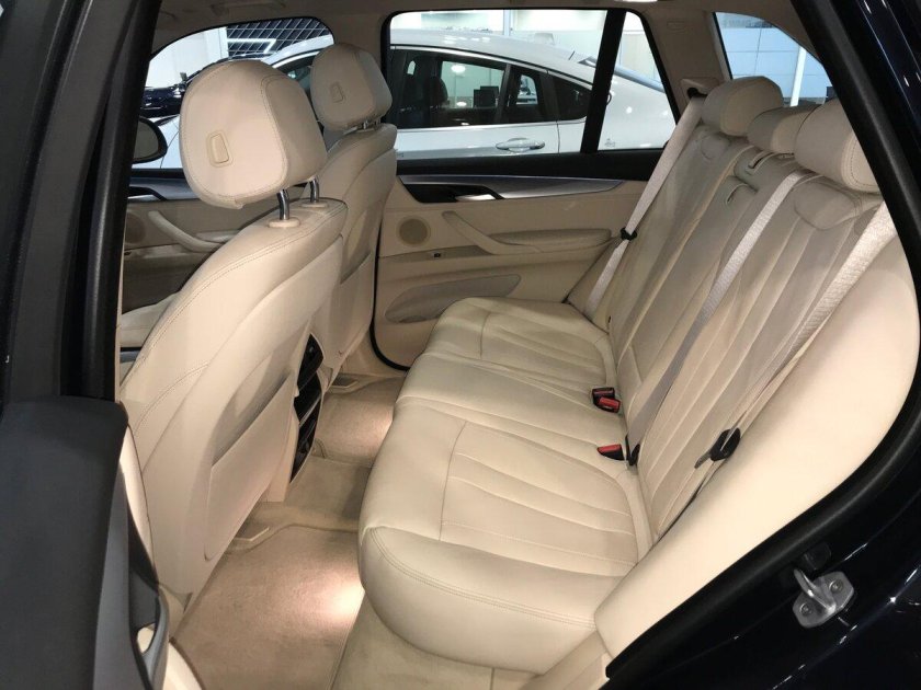 BMW x5 f15 бежевый салон