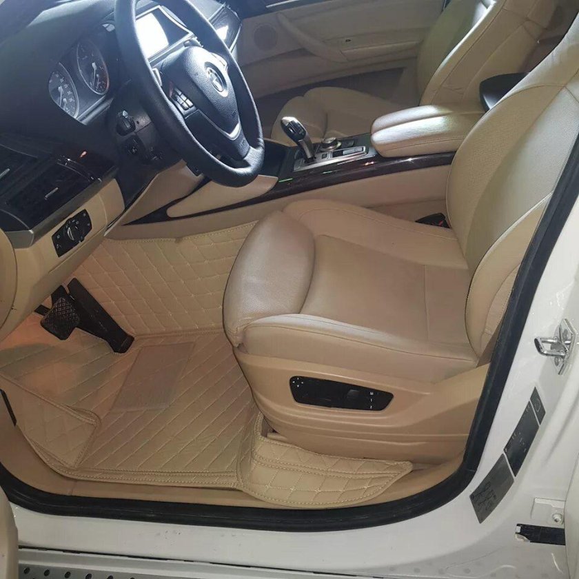 BMW x6 бежевый салон