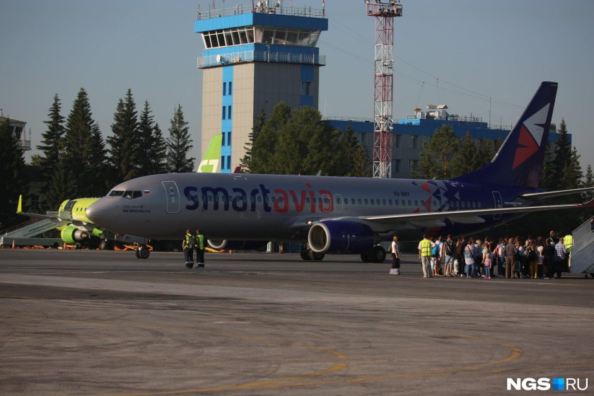 Боинг 737 Смартавиа