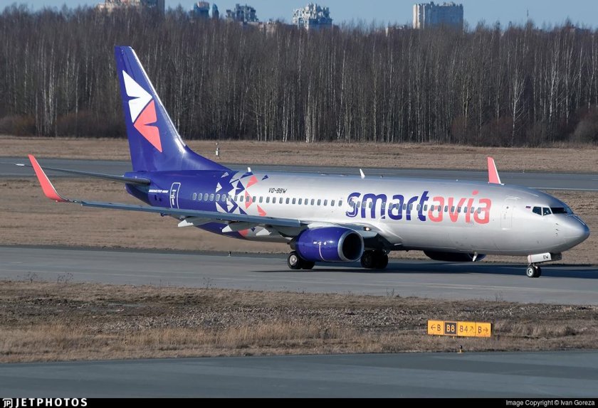 Boeing 737-800 SMARTAVIA