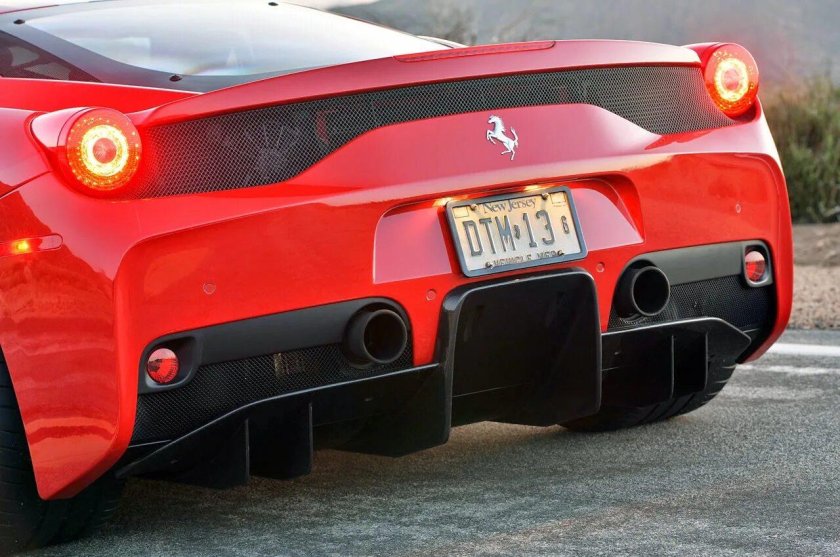 Феррари ф50 зад