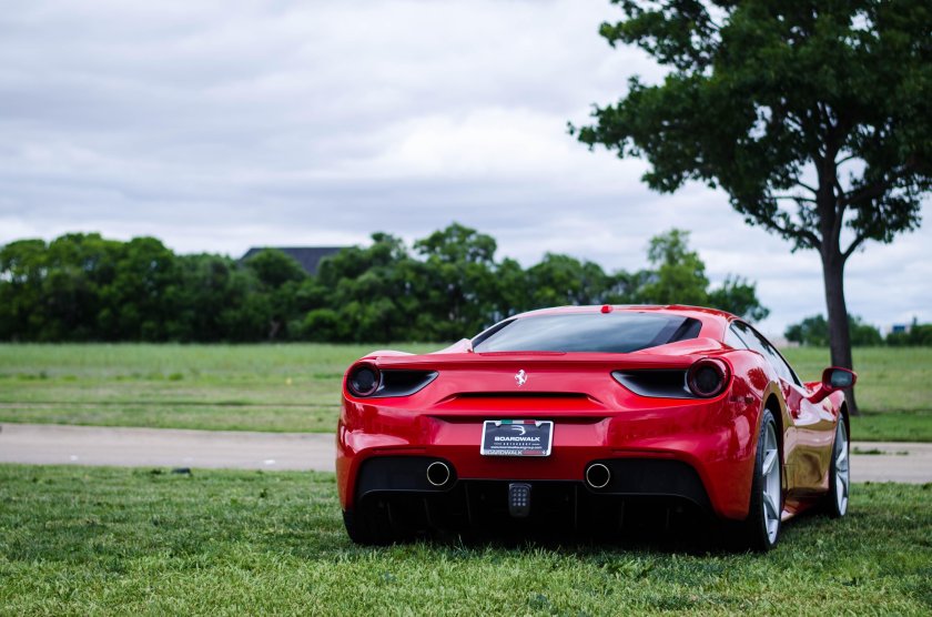 Ferrari 488