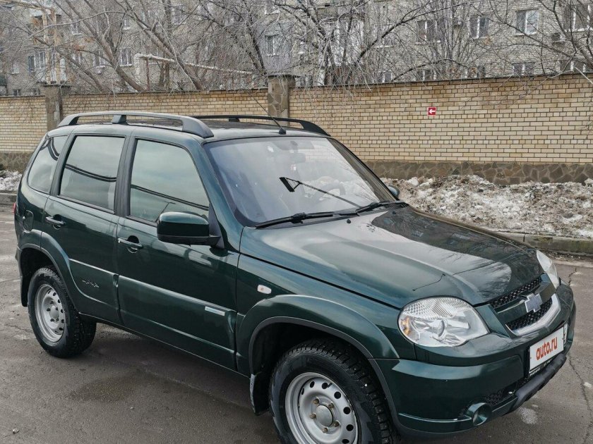 Шевроле нива 2002тёмно зелёная