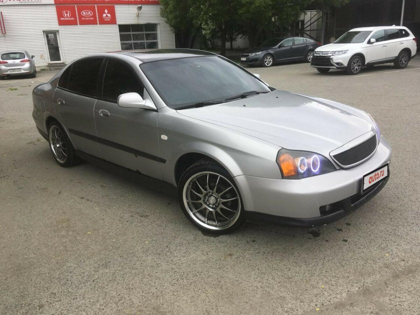 Chevrolet Evanda, 2005