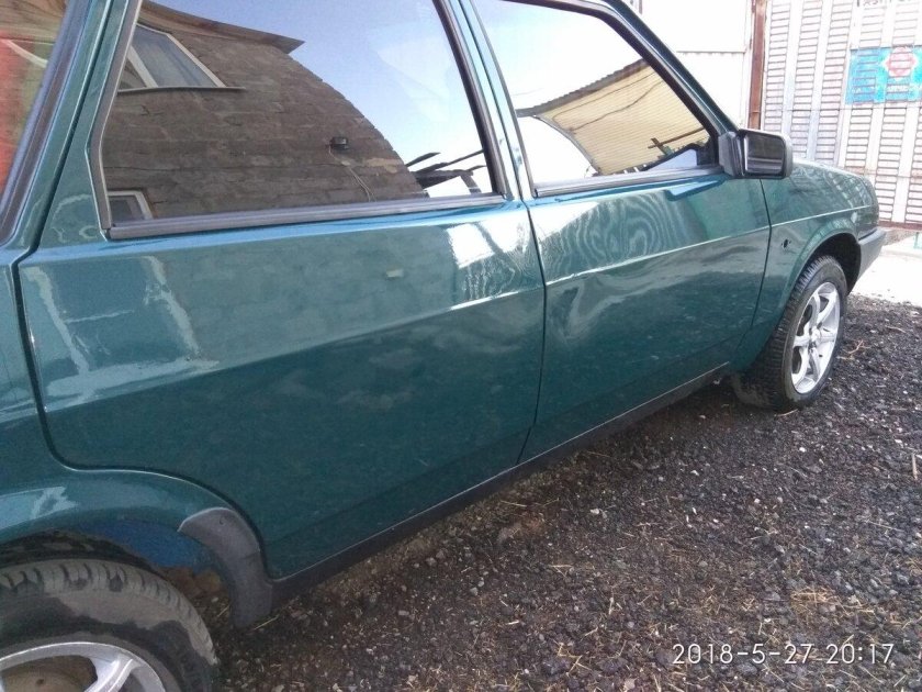 ВАЗ 2109 сине-зеленый металлик