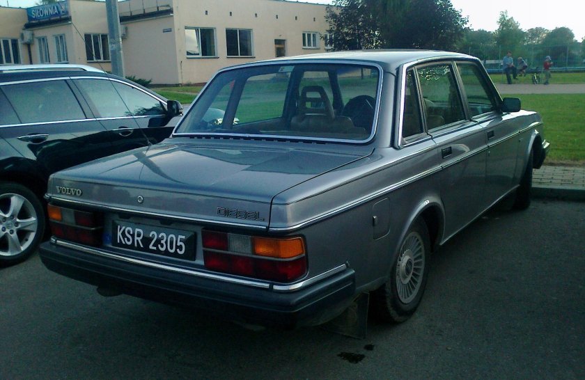 Volvo 264