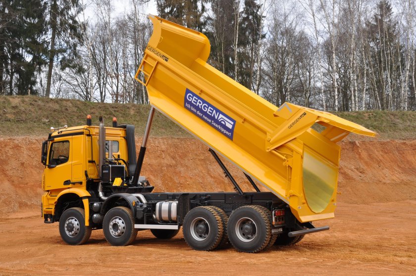 Мерседес арокс самосвал