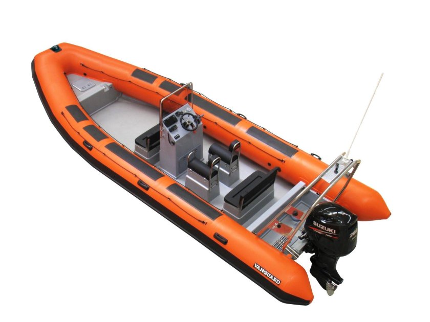 Оранжевая лодка