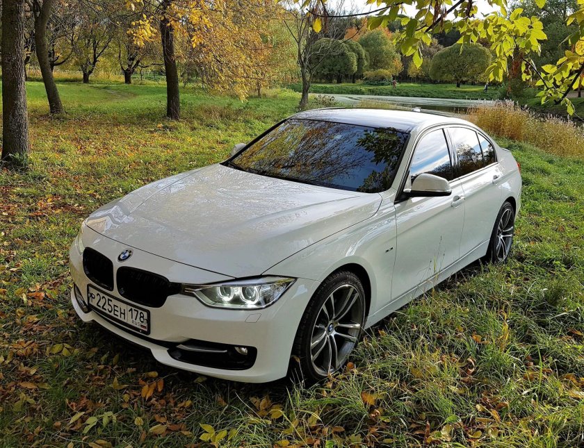 БМВ 320i