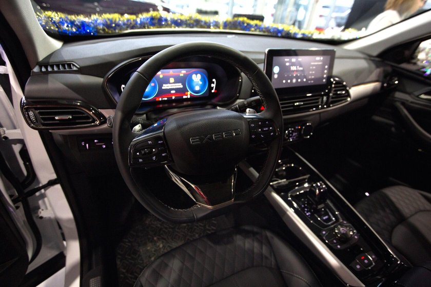 Чери Эксид 2022 салон