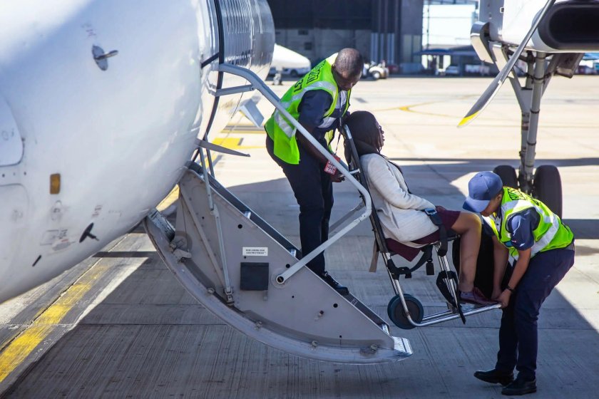 Инвалид в самолете