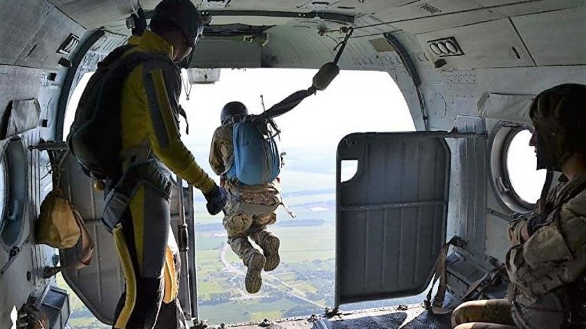 Десантирование с ми 8