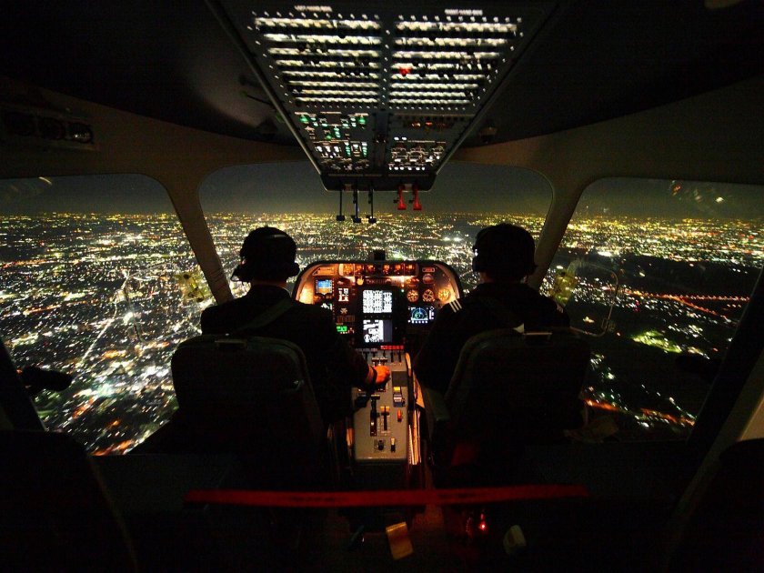 Кабина самолета